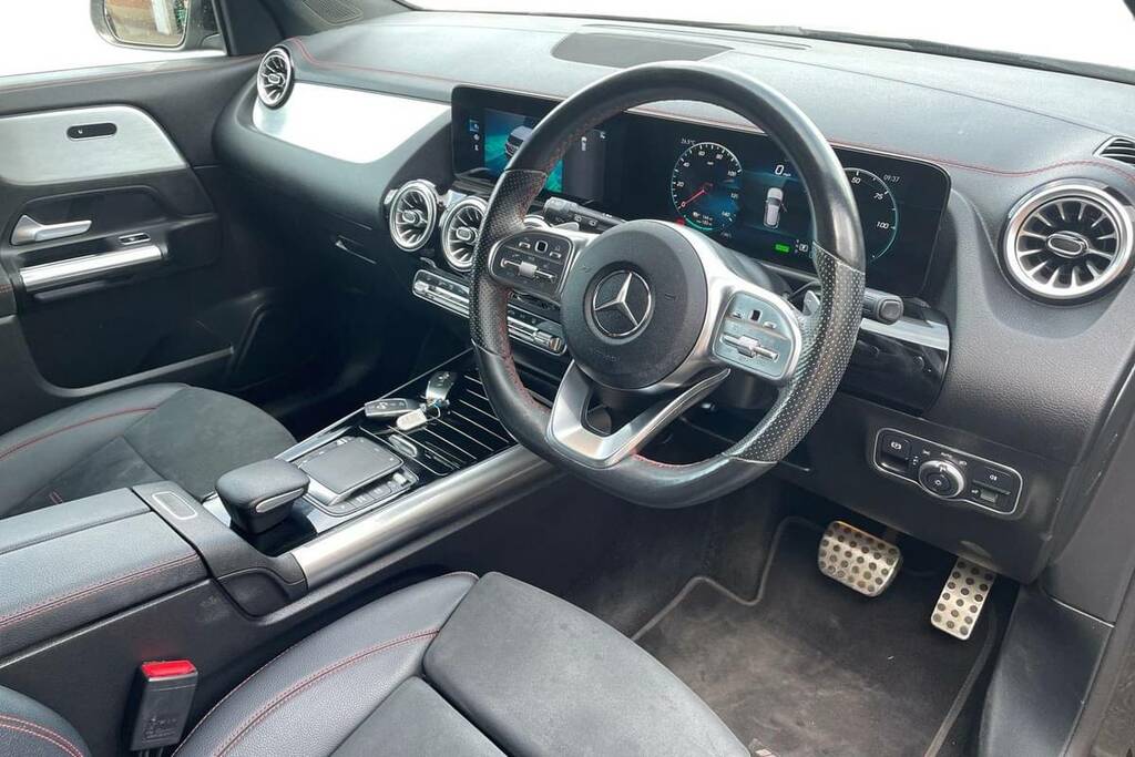 Mercedes-Benz EQA 250 140Kw Amg Line 66.5Kwh FX71PPY Black #5