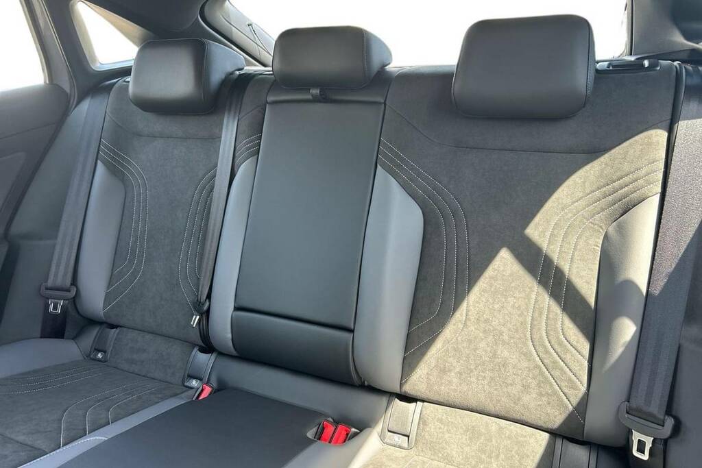 Volkswagen ID.5 210Kw Match Pro 77Kwh Red #22