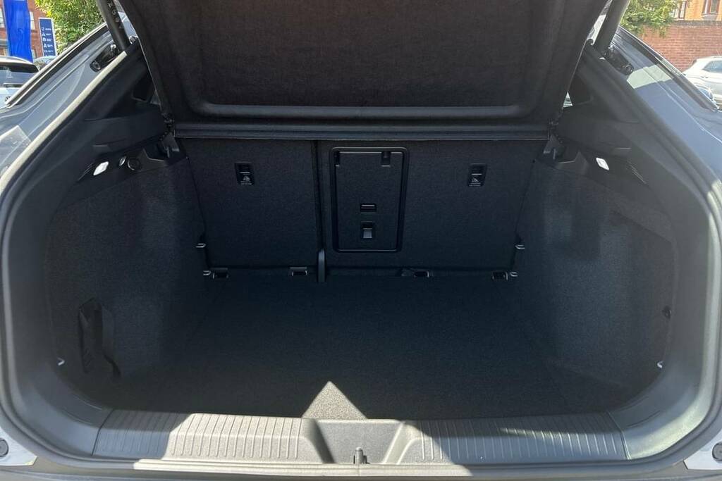 Volkswagen ID.5 210Kw Match Pro 77Kwh Grey #3