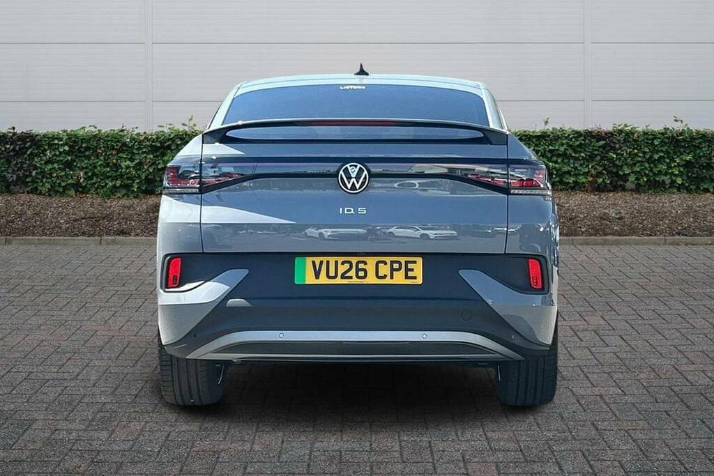 Volkswagen ID.5 210Kw Match Pro 77Kwh Red #17