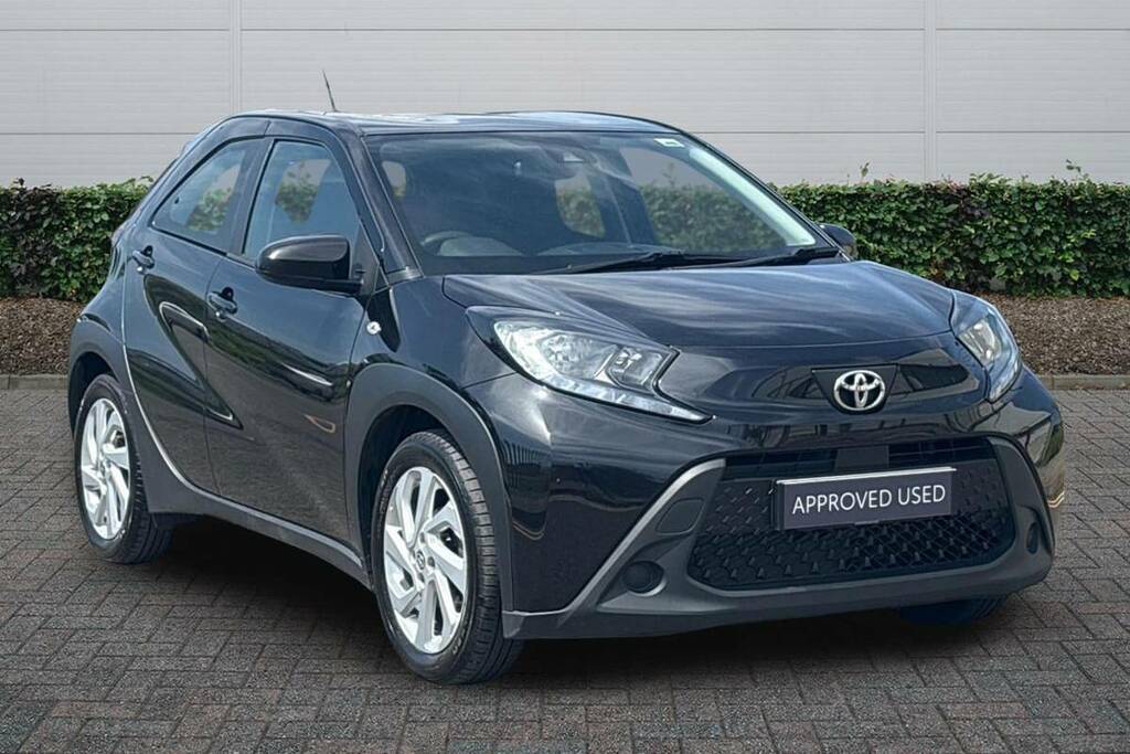 Toyota Aygo X 1.0 Vvt-i Pure Black