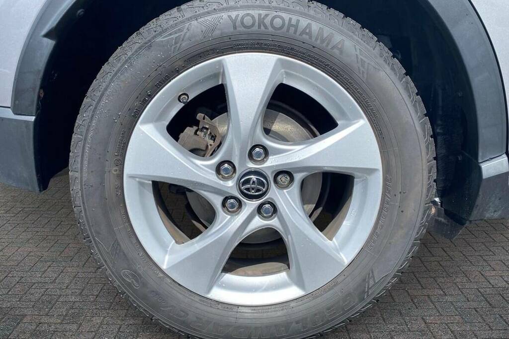 Toyota C-Hr 1.8 Hybrid Icon Cvt Silver #6