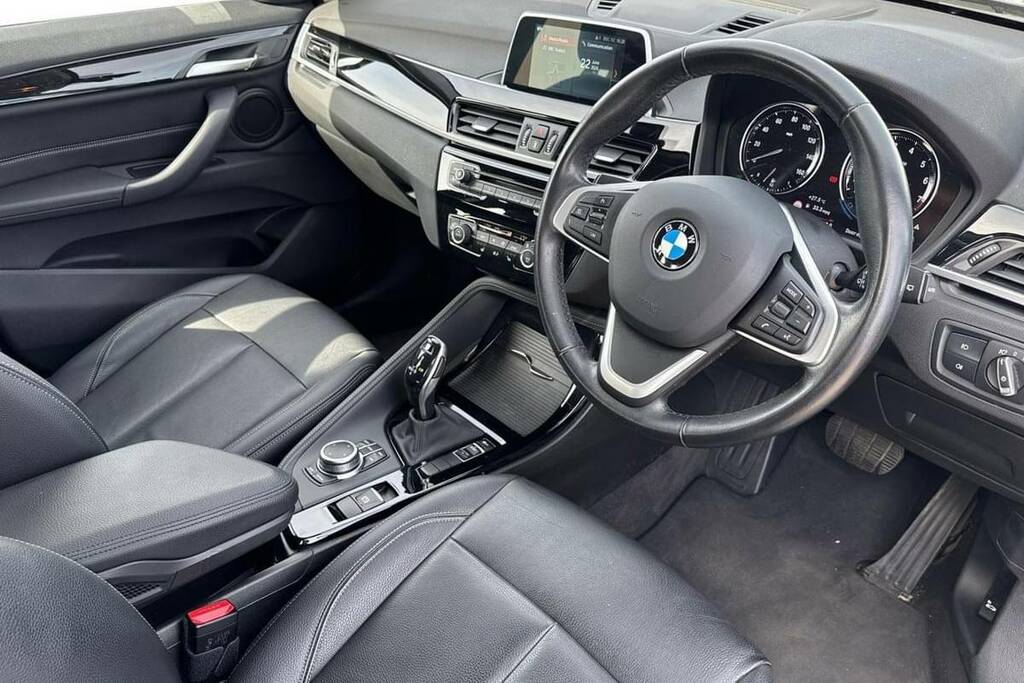 BMW X1 Sdrive 18I Xline Step Black #6