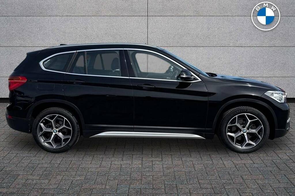 BMW X1 Sdrive 18I Xline Step Black #3