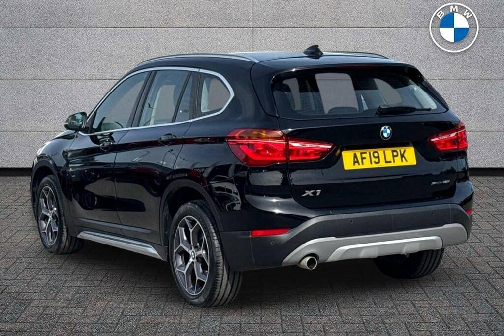 BMW X1 Sdrive 18I Xline Step Black #2