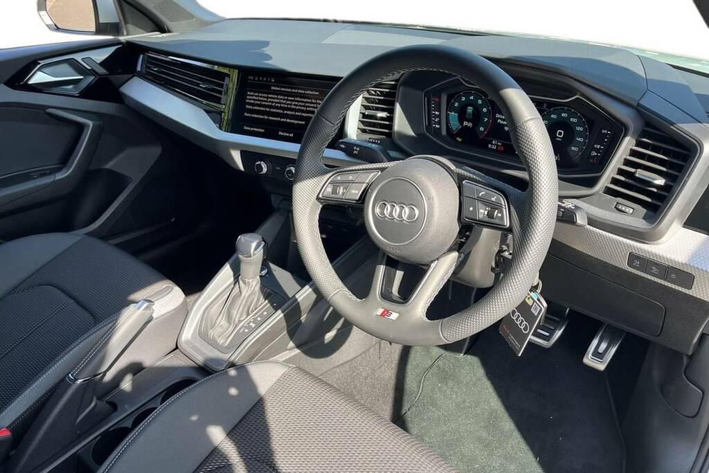 Audi A1 25 Tfsi S Line S Tronic Silver #4