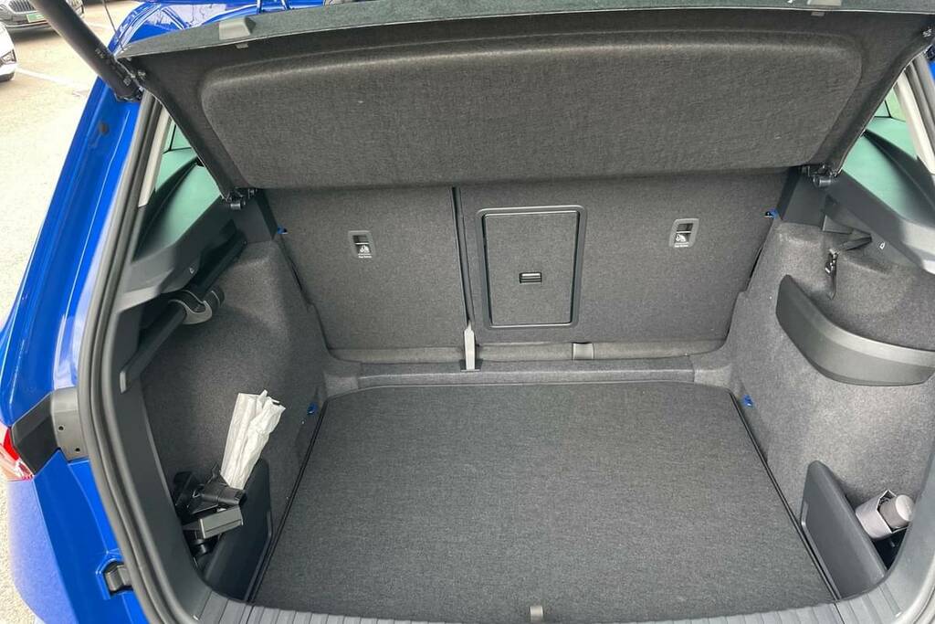 Skoda Karoq 1.0 Tsi 116 Se L Edition Blue #2