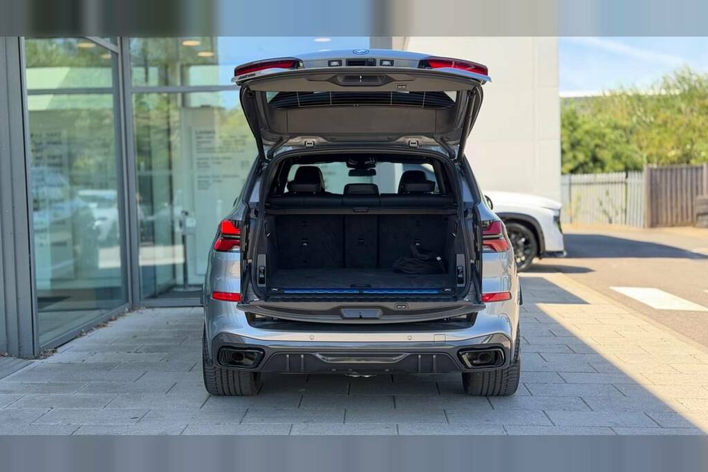 BMW X5 Xdrive50e M Sport 2026 Grey #18