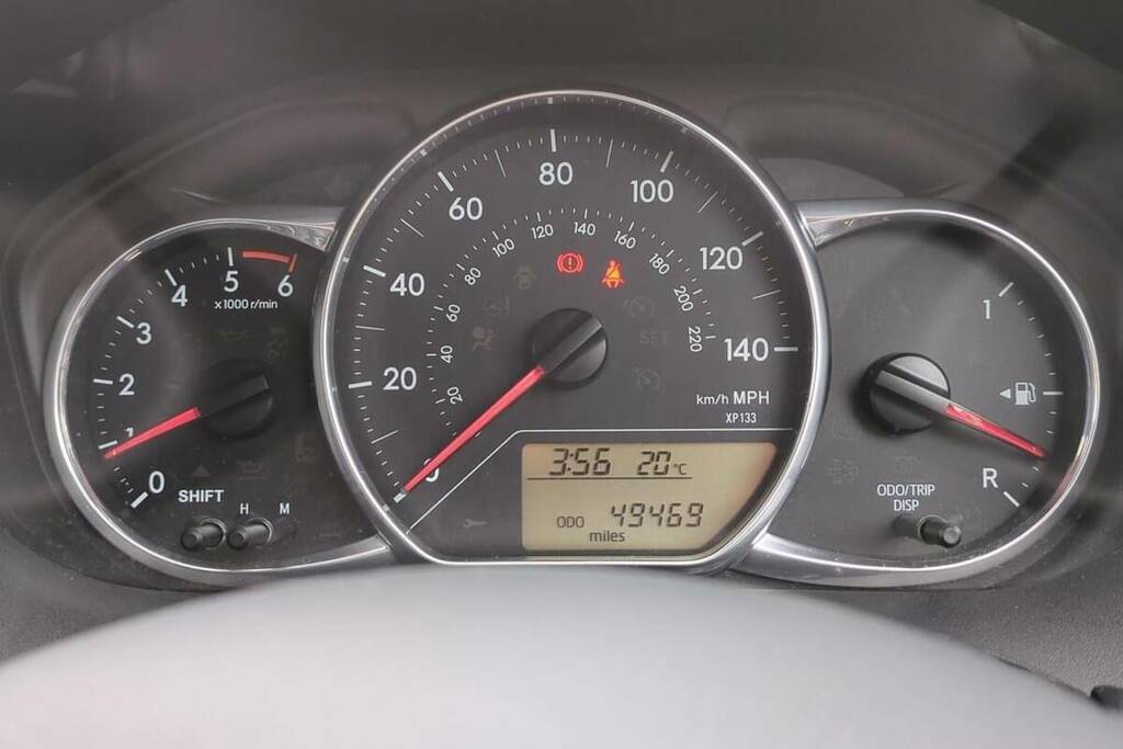 Toyota Yaris Excel White #21