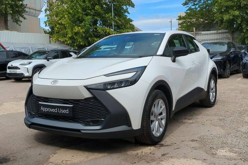 Toyota C-Hr 1.8 Hybrid Icon Cvt White #6