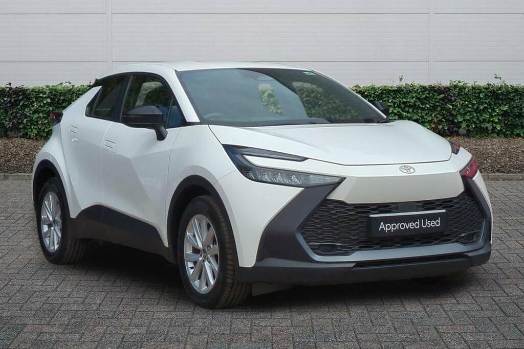 Toyota C-Hr 1.8 Hybrid Icon Cvt White
