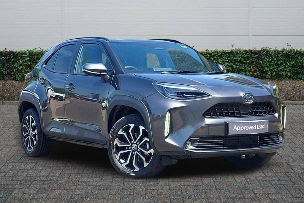 Toyota Yaris Cross 1.5 Hybrid Design Cvt Grey