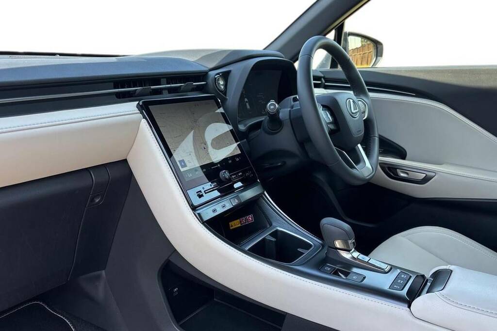 Lexus LBX 1.5 Premium Plus E-cvt Grey #5