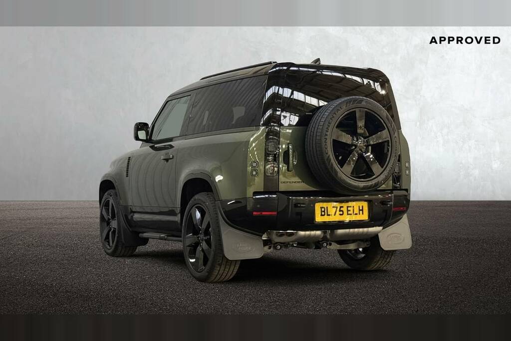 Land Rover Defender 90 3.0 D250 X-dynamic Se 90 Green #2