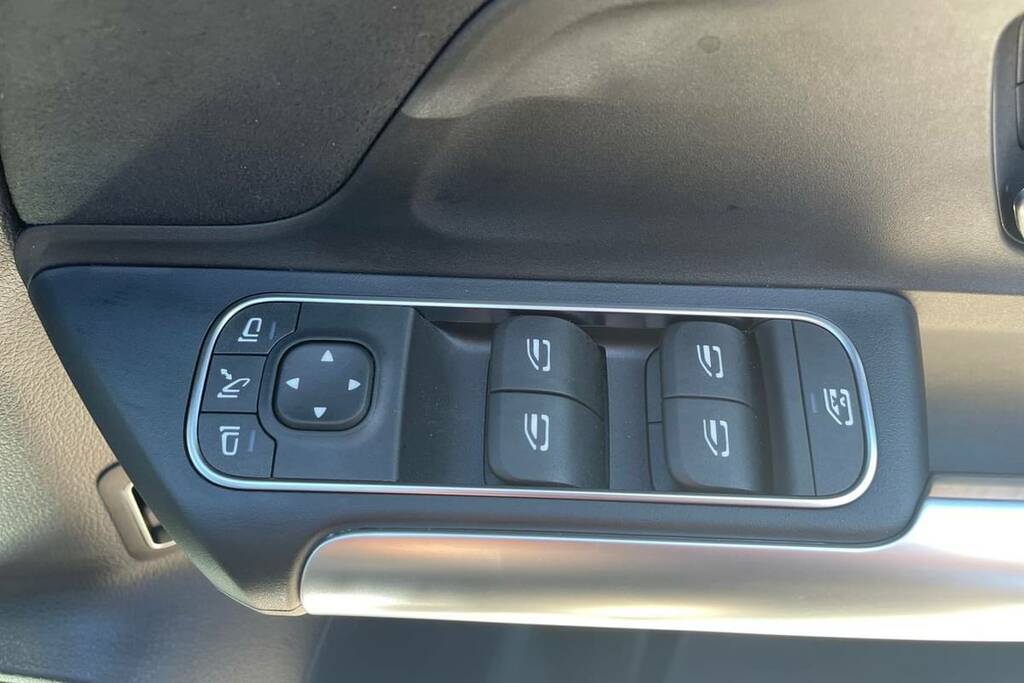 Mercedes-Benz EQA 250 140Kw Urban Edition 70.5Kwh Black #5