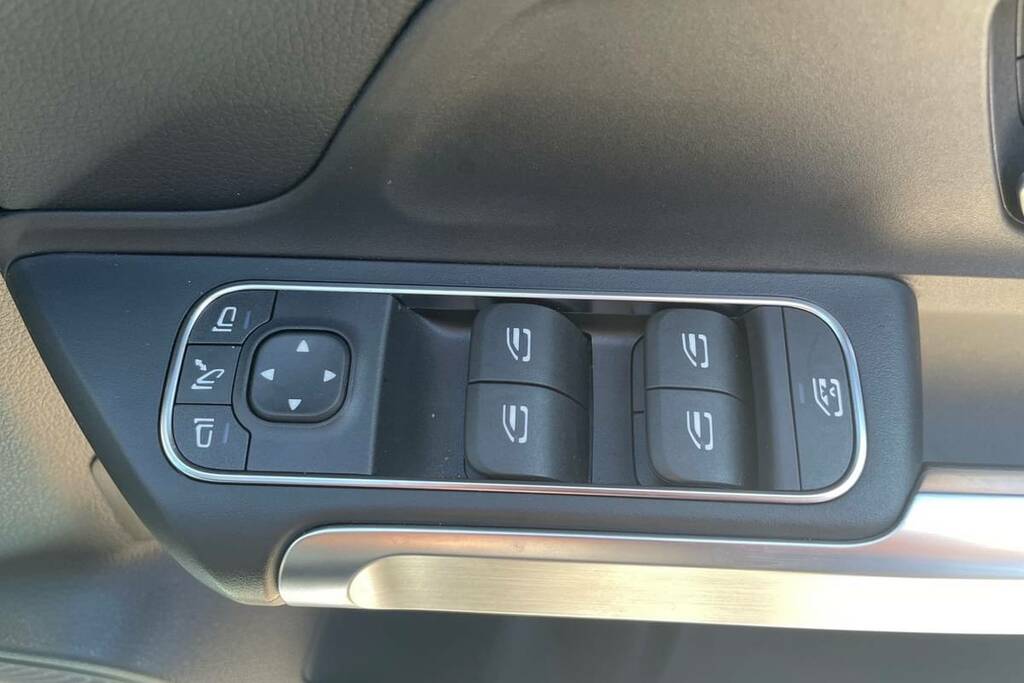 Mercedes-Benz EQB 250 140Kw Sport Executive 70.5Kwh Grey #5