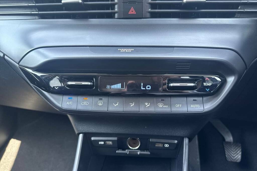 Hyundai I20 1.0T Gdi 48V Mhd Premium Black #5