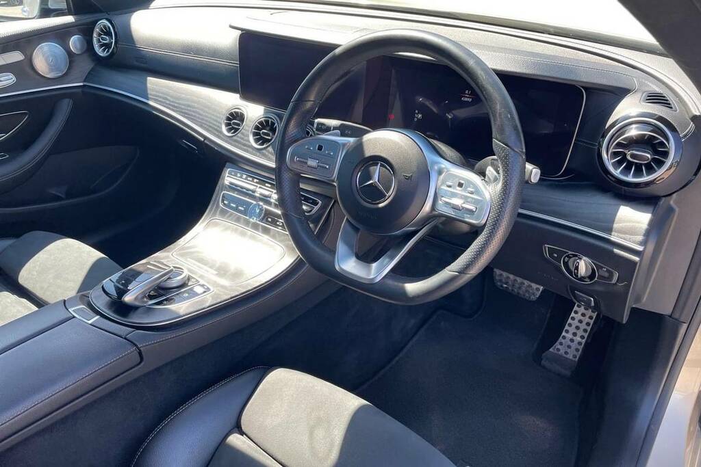 Mercedes-Benz E Class E400d 4Matic Amg Line Premium Plus 9G-tronic Silver #4
