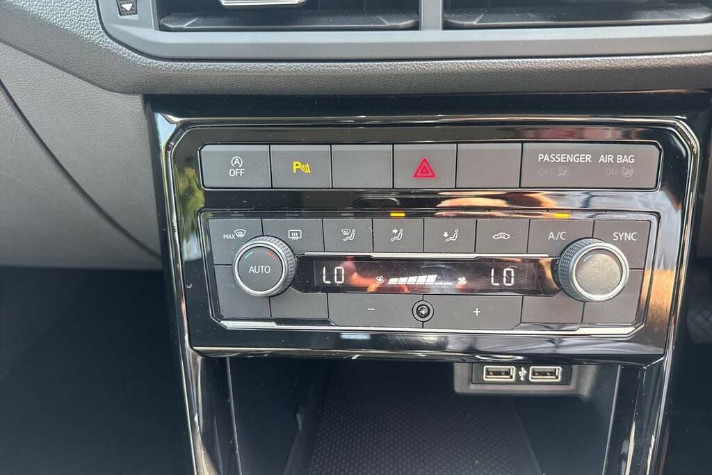 Volkswagen T-Cross 1.0 Tsi 115 First Edition White #6
