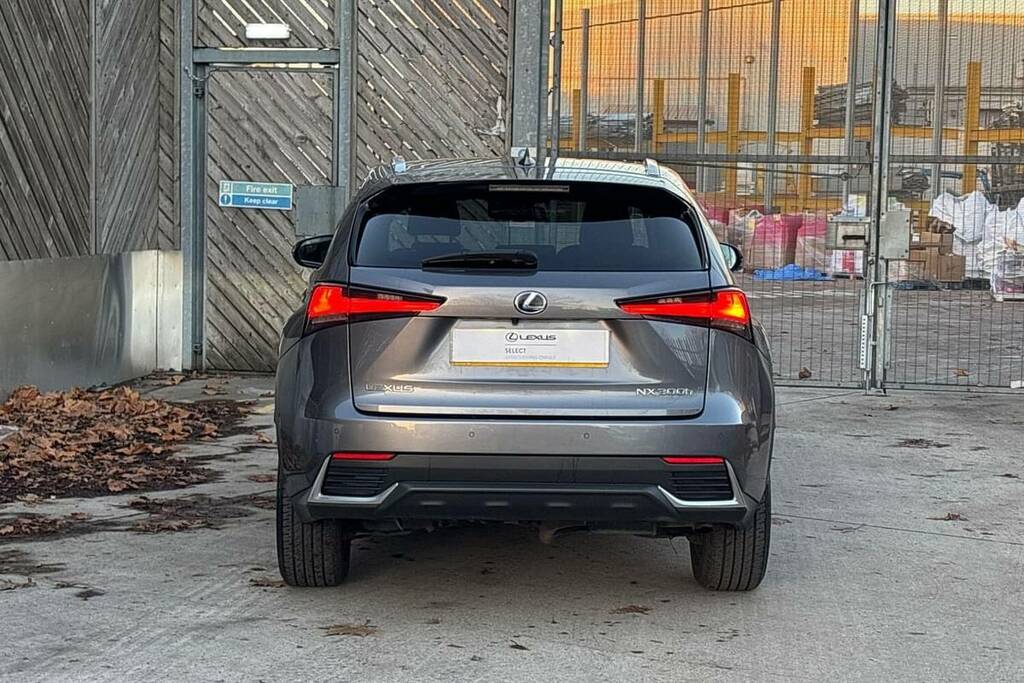 Lexus NX 300H 2.5 Cvt 8 Nav 2021 Silver #12