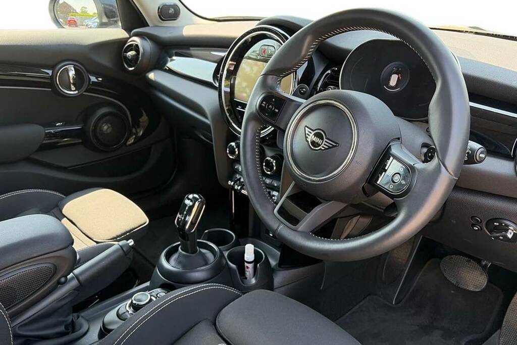Mini Hatch 5-Door Cooper S Classic FX73NNL Black #6