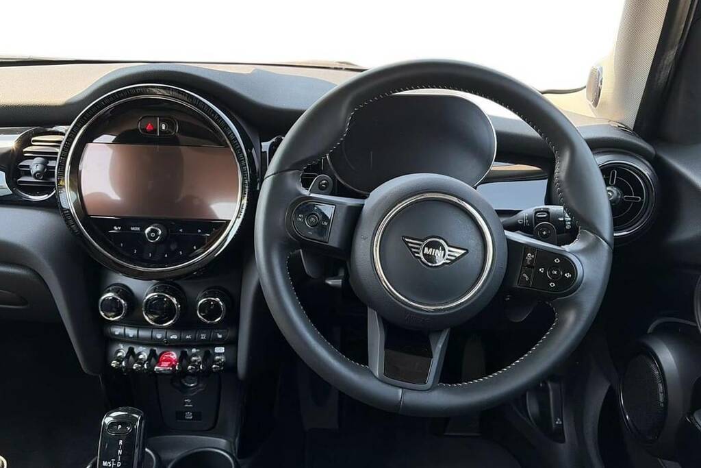 Mini Hatch 5-Door Cooper S Classic FX73NNL Black #5