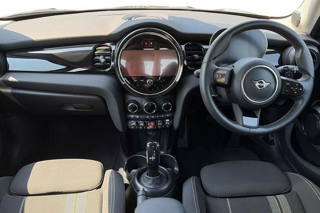 Mini Hatch 5-Door Cooper S Classic FX73NNL Black #4