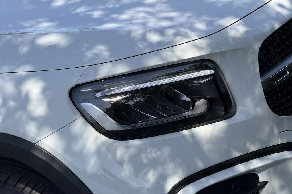 Mercedes-Benz GLB Class 200 Amg Line Executive 7G-tronic White #5