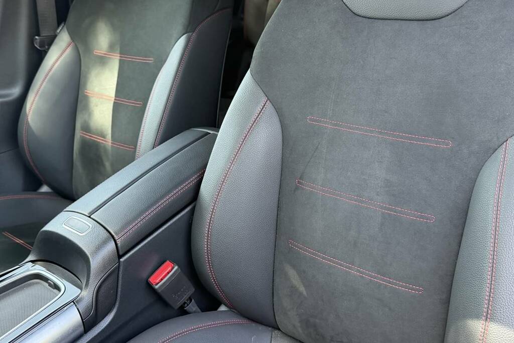 Mercedes-Benz GLB Class 1.3 Glb 200 Amg Grey #11