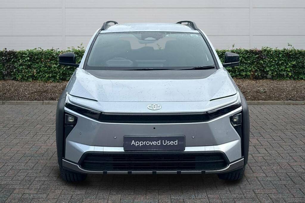 Toyota bZ4X 165Kw Design 75Kwh Silver #3