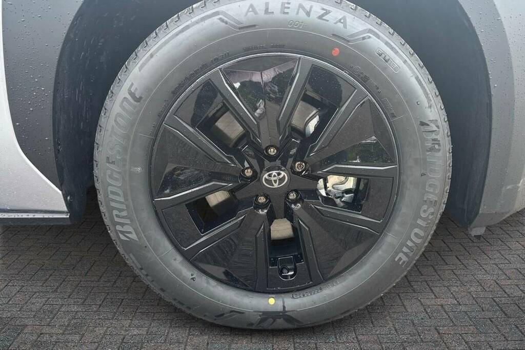 Toyota bZ4X 165Kw Design 75Kwh Silver #6