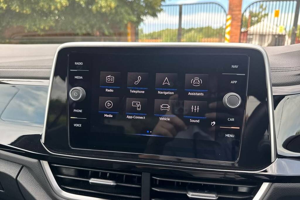 Volkswagen T-Roc 1.5 Tsi R-line Dsg Grey #3