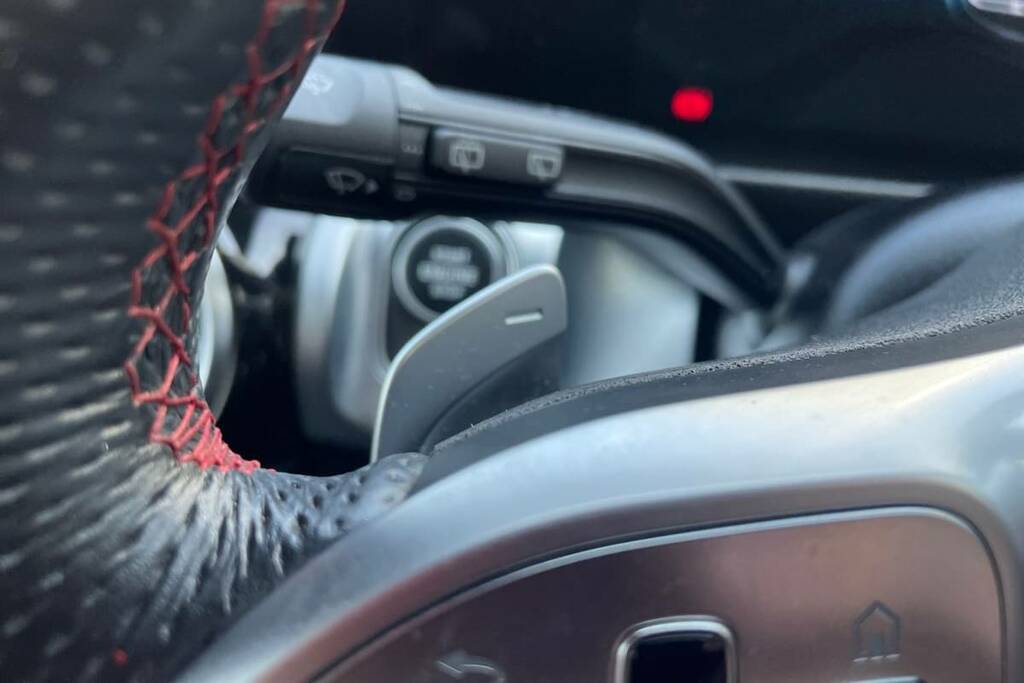 Mercedes-Benz GLB Class Glb 200 Amg Line Premium 7G-tronic Red #13