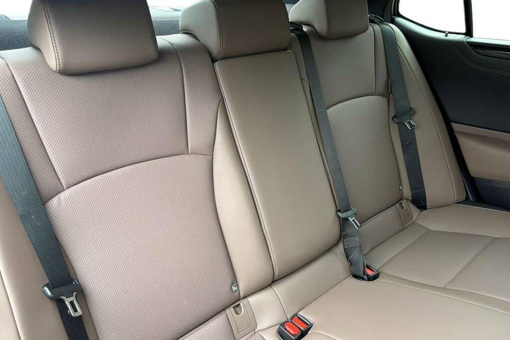 Lexus ES Es 300H F Sport Cvt White #8
