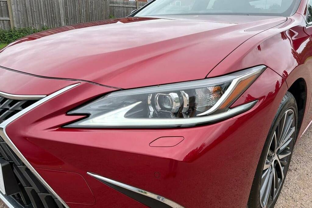 Lexus ES Es 300H F Sport Cvt White #20