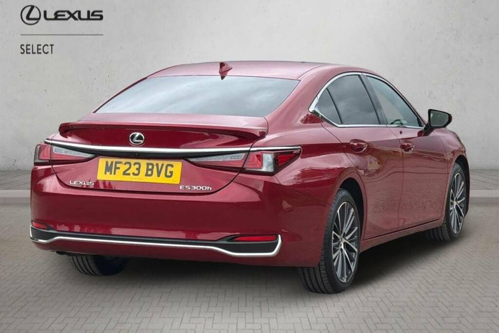 Lexus ES 300H 2.5 Cvt Premium Edition Red #2