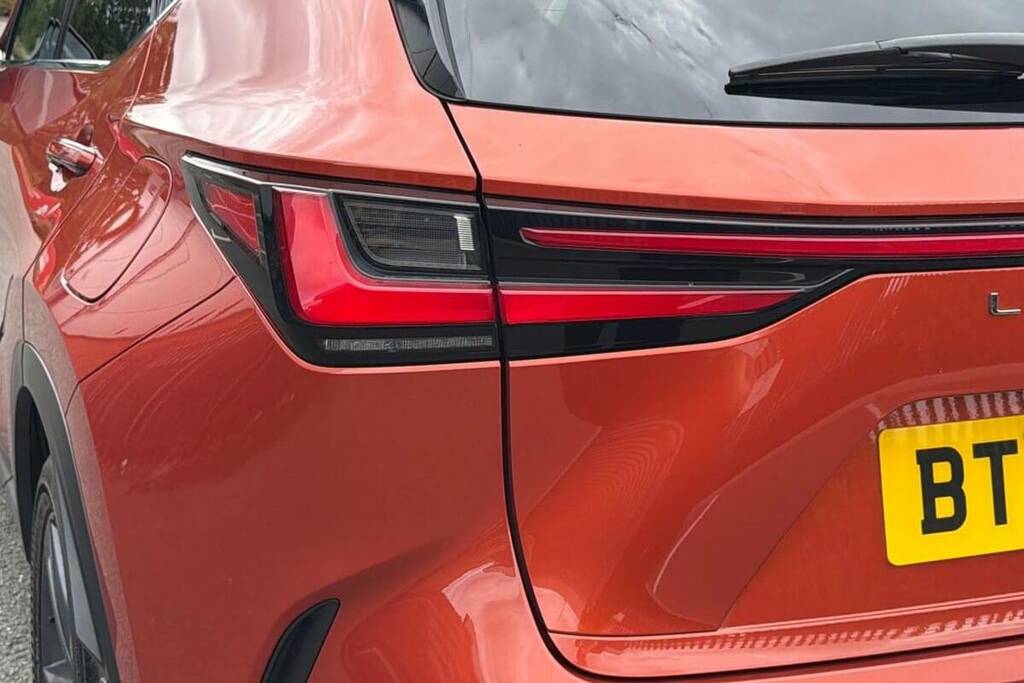 Lexus NX 2.5 450H 18.1Kwh Premium E-cvt 4Wd Euro 6 Ss 5 Green #21