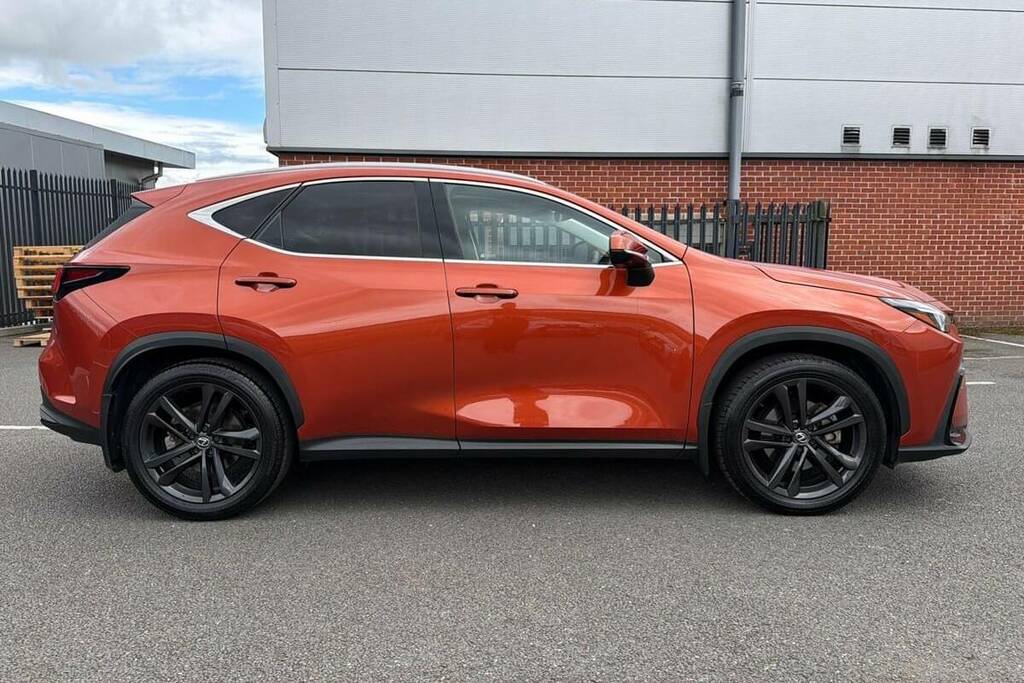 Lexus NX 2.5 450H 18.1Kwh Premium E-cvt 4Wd Euro 6 Ss 5 Green #23