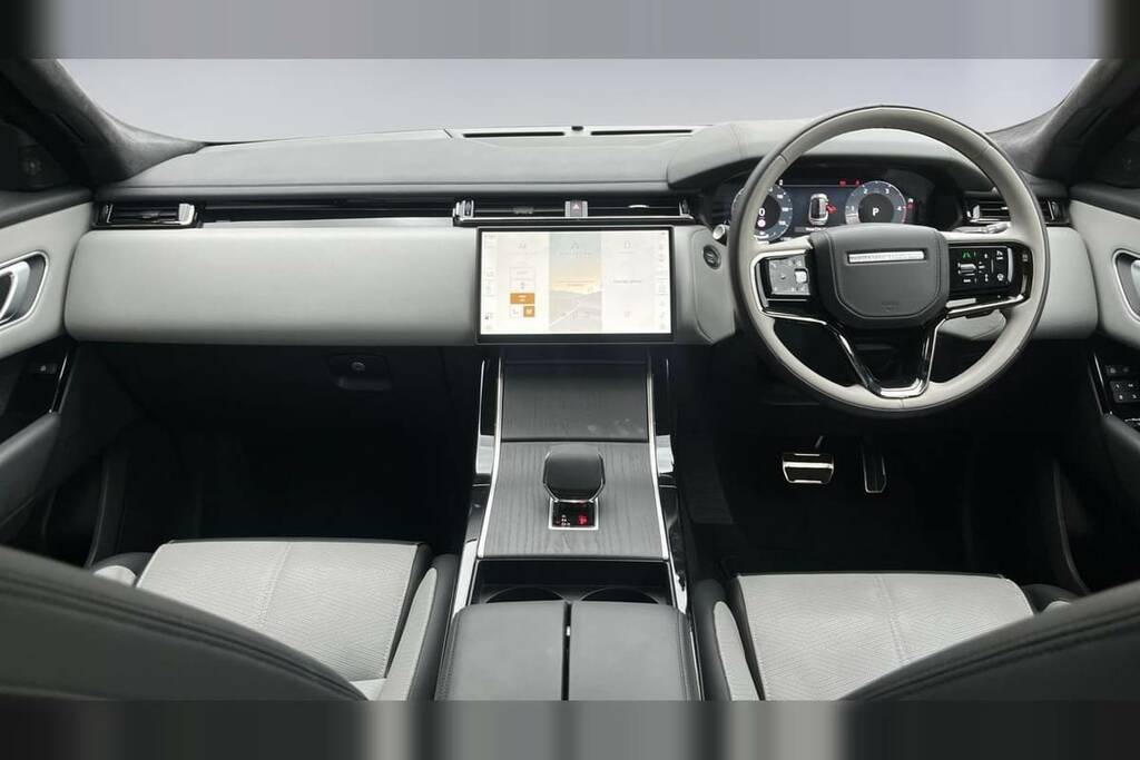 Land Rover Range Rover Velar 3.0 D300 Mhev Revised Black #9