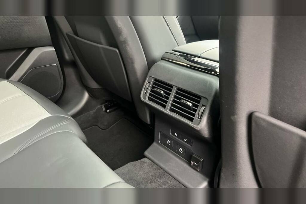 Land Rover Range Rover Velar 3.0 D300 Mhev Revised Black #18