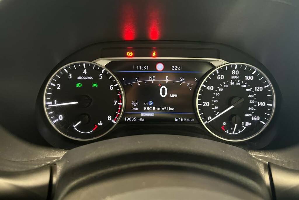 Nissan Juke 1.0 Dig-t 114 Visia Grey #7