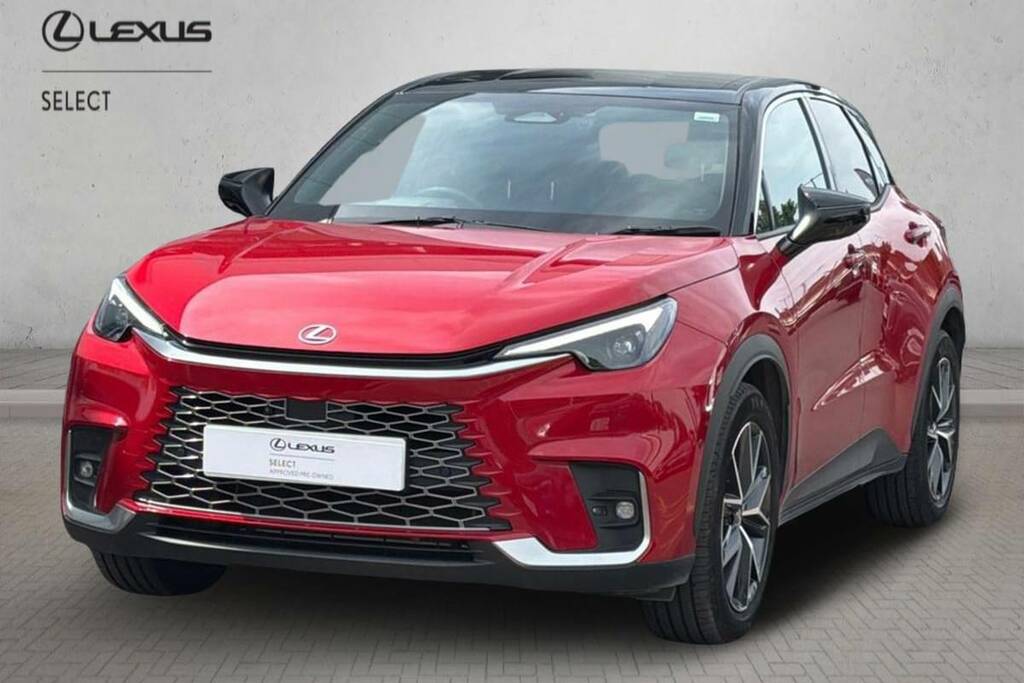 Lexus LBX 1.5 Takumi E-cvt Red #3