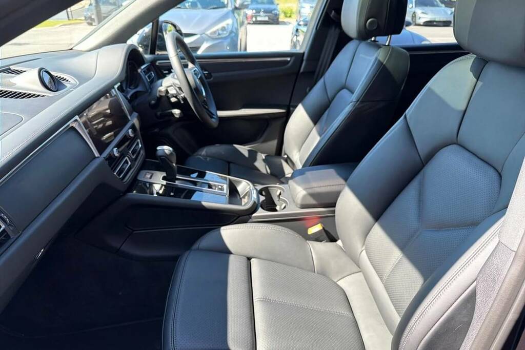 Porsche Macan 2.0T Pdk 4Wd Euro 6 5-Door Silver #33