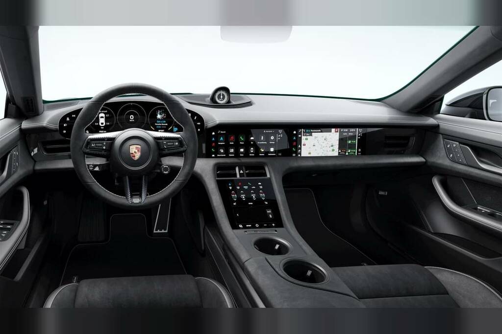 Porsche Taycan 440Kw Gts 93Kwh Black #6