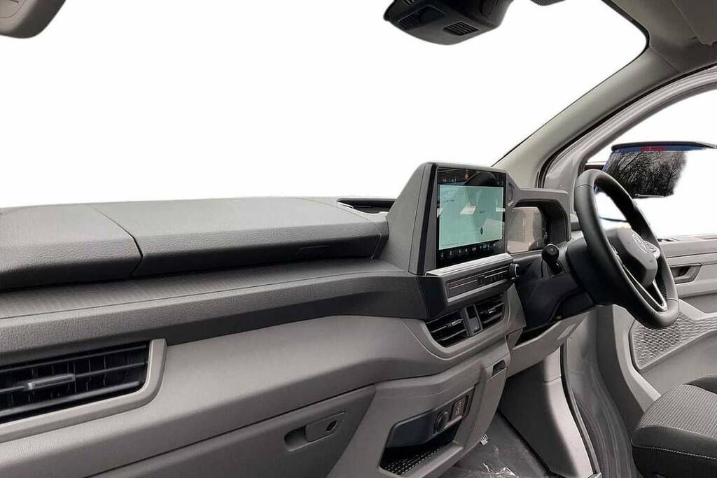 Volkswagen Transporter 2.0 Tdi 150 Commerce Pro Van 4Motion BW75NCC Grey #2