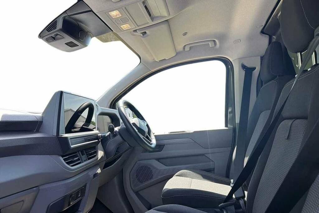 Volkswagen Transporter 2.0 Tdi 150 Commerce Plus Van BK75VLZ #2