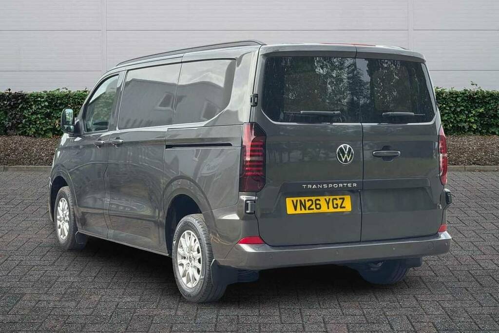 Volkswagen Transporter 2.0 Tdi 150 Commerce Pro Van VN26YGZ #3