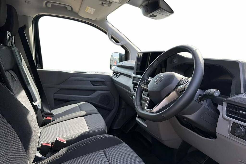 Volkswagen E-Transporter 160Kw 65Kwh Commerce Pro Van Black #6