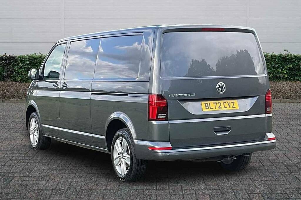 Volkswagen Transporter 2.0 Bitdi 204 Highline Van Dsg BL72CVZ Grey #3