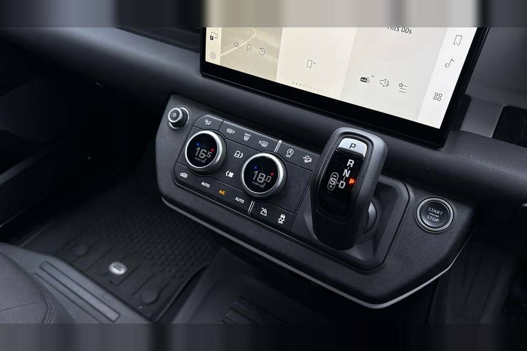 Land Rover Defender 110 3.0 D250 Hard Top 3 Seat VN71UMY Grey #5